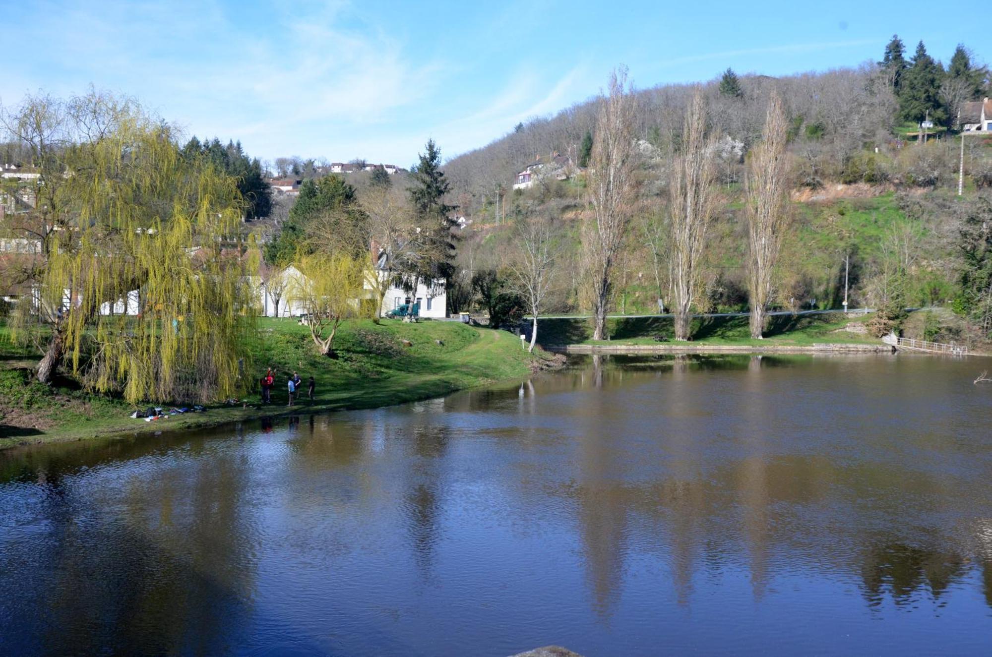 Studio "Au Bord De L'Eau" 2 Chambon-sur-Voueize Екстериор снимка
